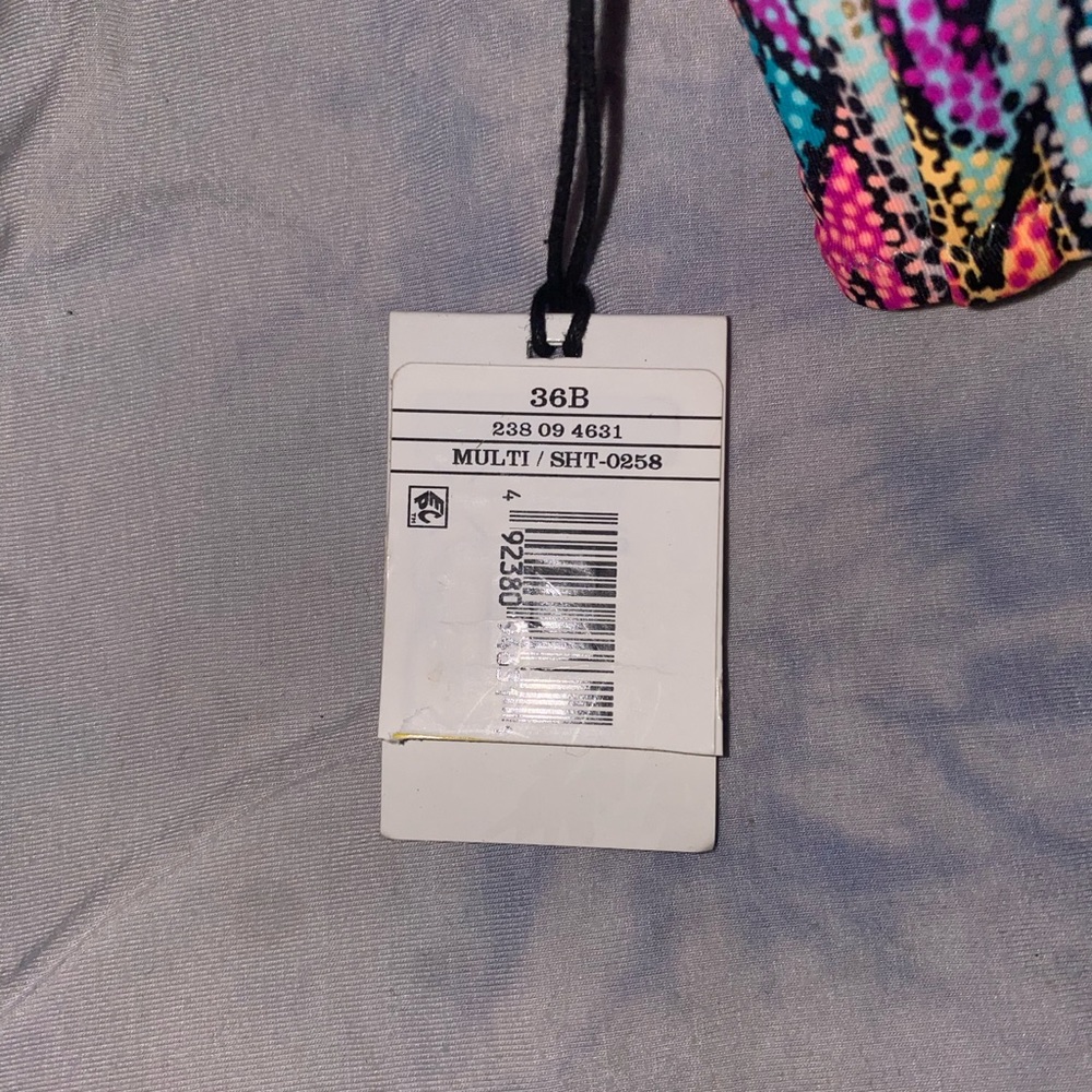 Shade shore bikini top, 36B, NWT - Picture 3 of 3